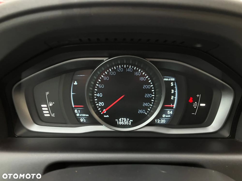 Volvo XC 60 D3 Ocean Race - 24