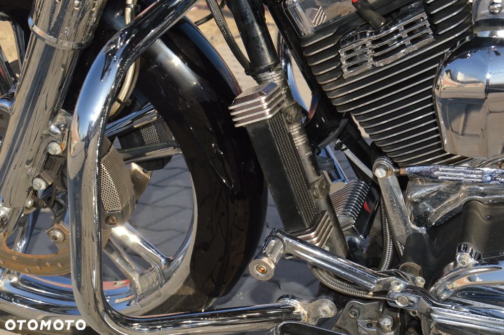 Harley-Davidson Touring Street Glide - 19