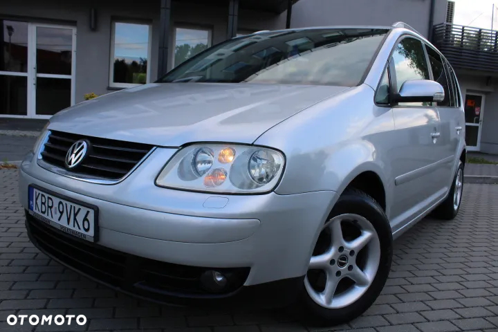Volkswagen Touran 2.0 TDI Highline DSG - 14