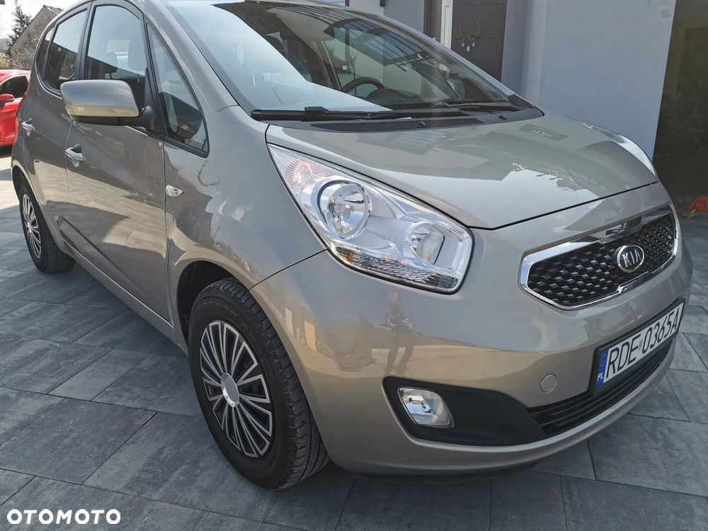 Kia Venga - 28