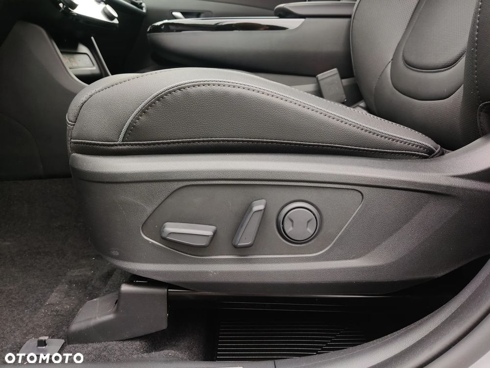 Hyundai Tucson 1.6 T-GDi HEV Platinum 4WD - 21