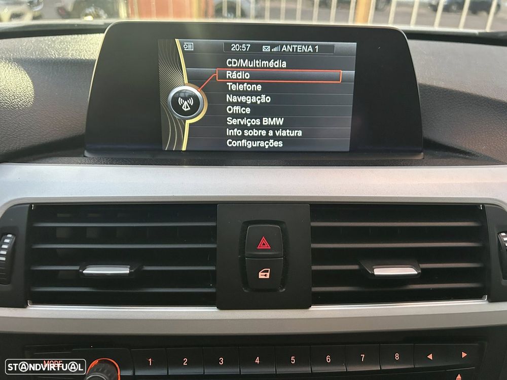 BMW 320 d Aut. Efficient Dynamics Edition Modern Line - 28