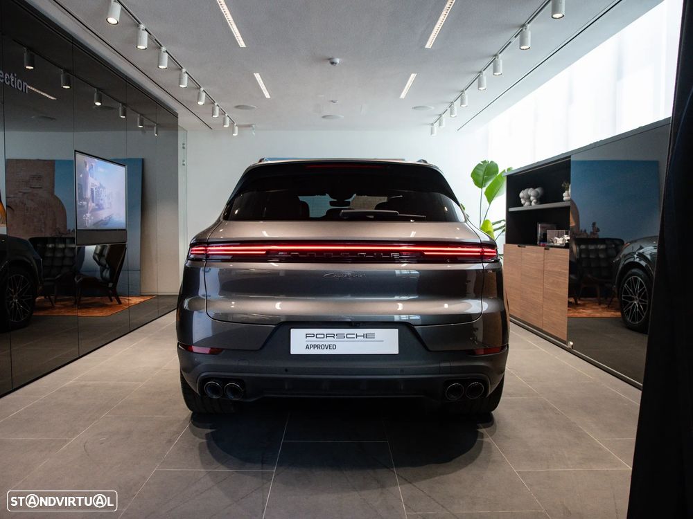 Porsche Cayenne E-Hybrid - 11
