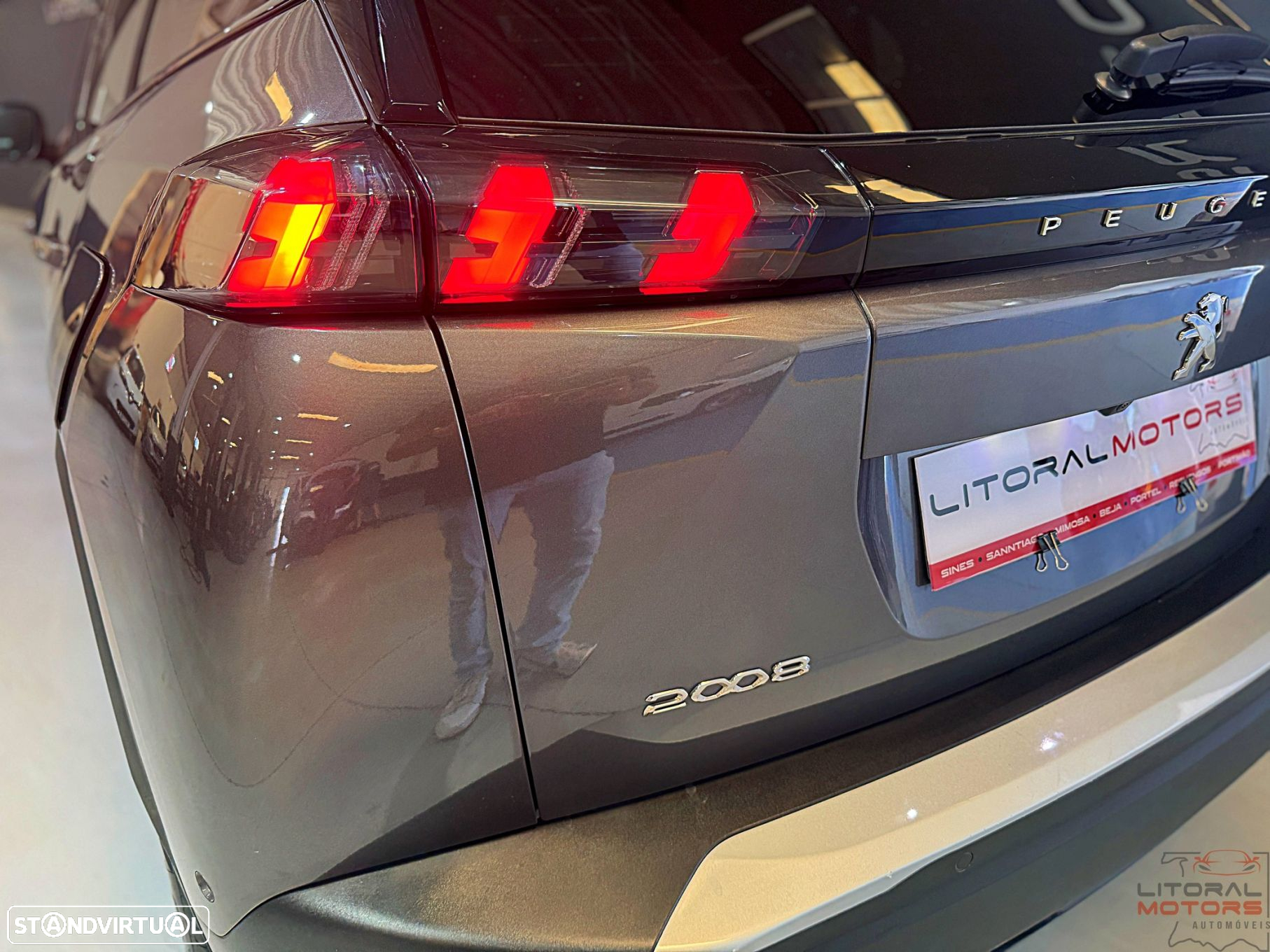 Peugeot 2008 1.2 PureTech GT EAT8 - 8