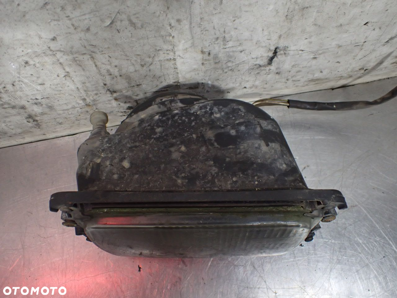 LAMPA LEWA PRZEDNIA MEDCEDES-BENZ T1 KACZKA 207D - 2