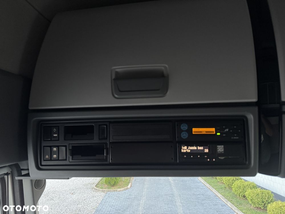 Renault T480 / ACC / HIGH CAB  /12.2022 / DO KOŃCA ROKU NA KONTRAKCIE SERWISIWYM / OBRACANY FOTEL / Z NIEMIEC - 35