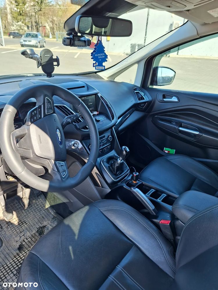 Ford Grand C-MAX - 12