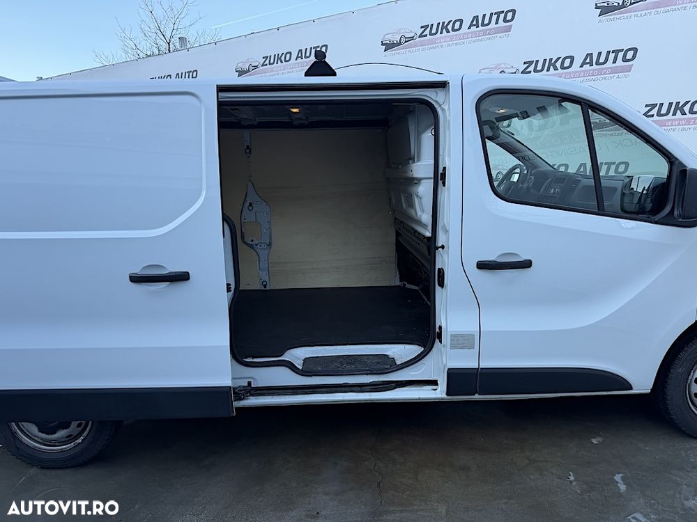 Renault TRAFIC - 8