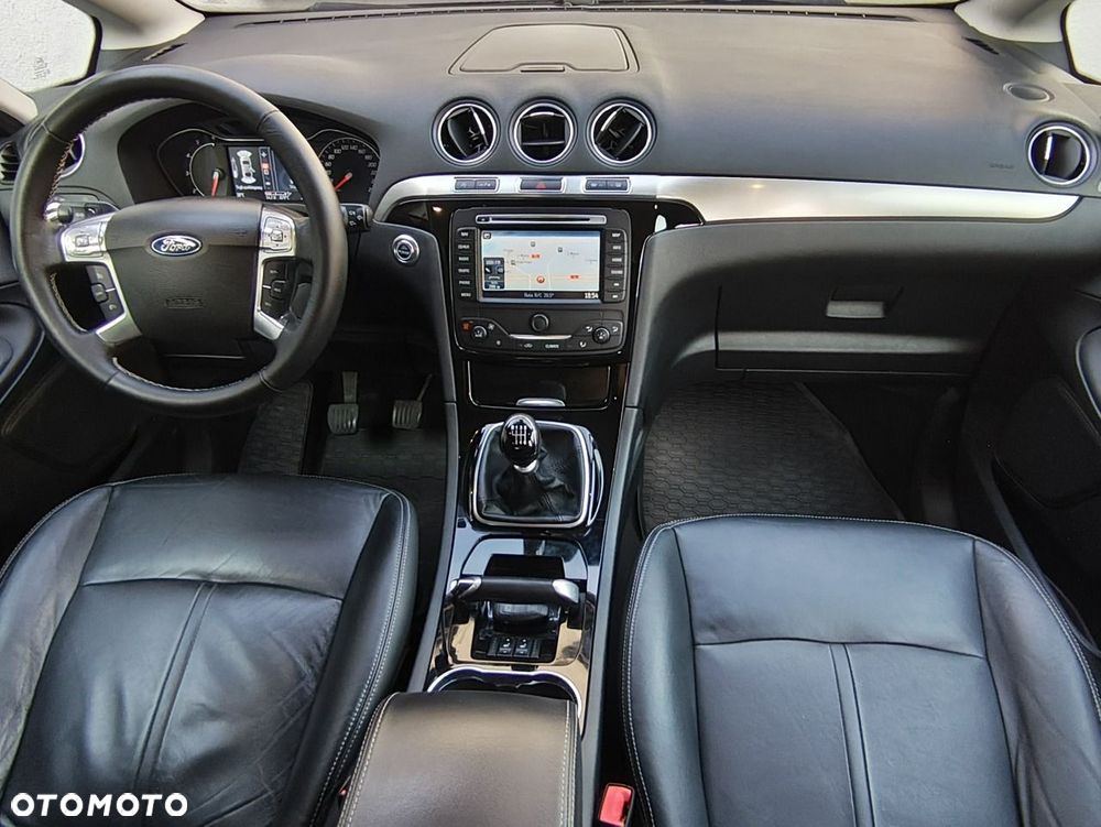 Ford S-Max - 26