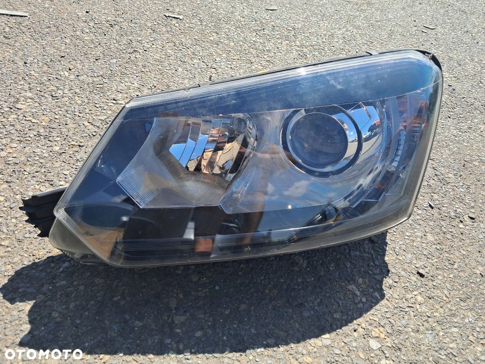 Skoda Yeti 5L Lift lampa lewy przód EU Bi-xenon skrętny 5L1941015C - 1