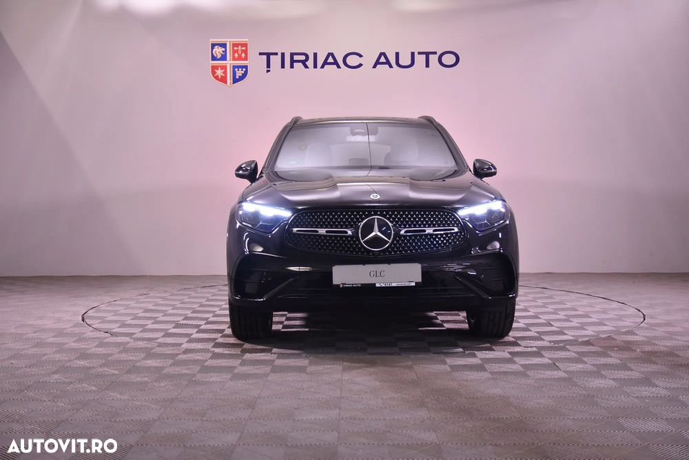 Mercedes-Benz GLC 300 e 4MATIC - 8