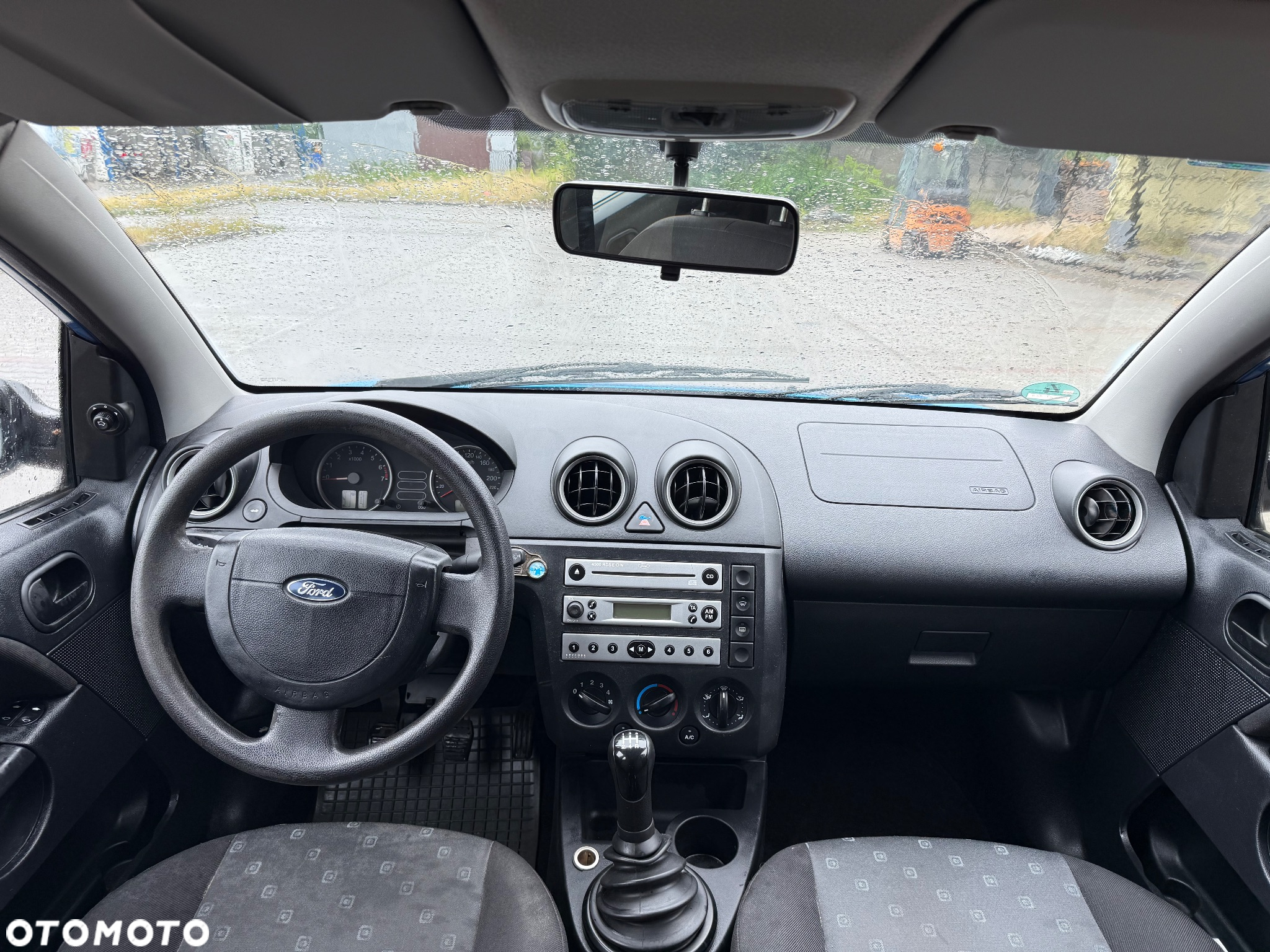 Ford Fiesta - 15