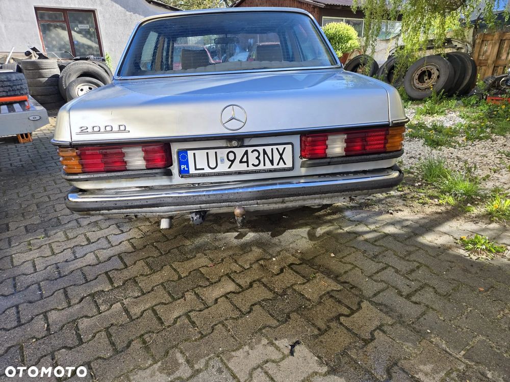 Mercedes-Benz W123 - 4