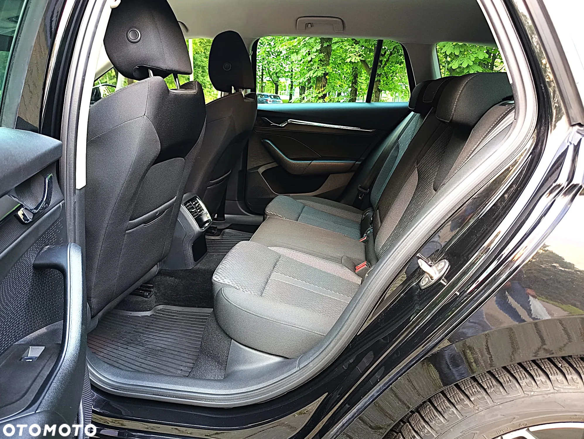 Skoda Octavia 2.0 TDI Style DSG - 29