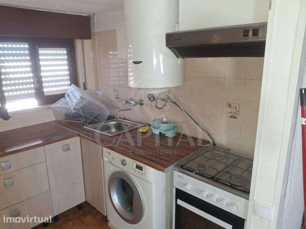 Apartamento T2 em Moradia - Grande imagem: 2/14