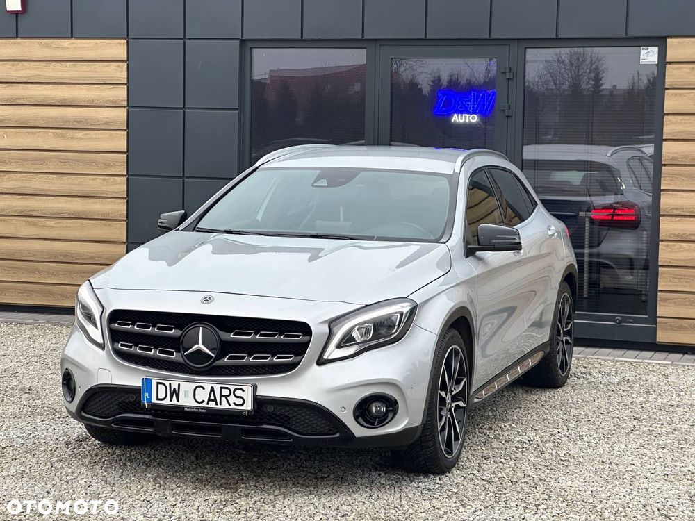 Mercedes-Benz GLA 180 d 7G-DCT AMG Line - 1