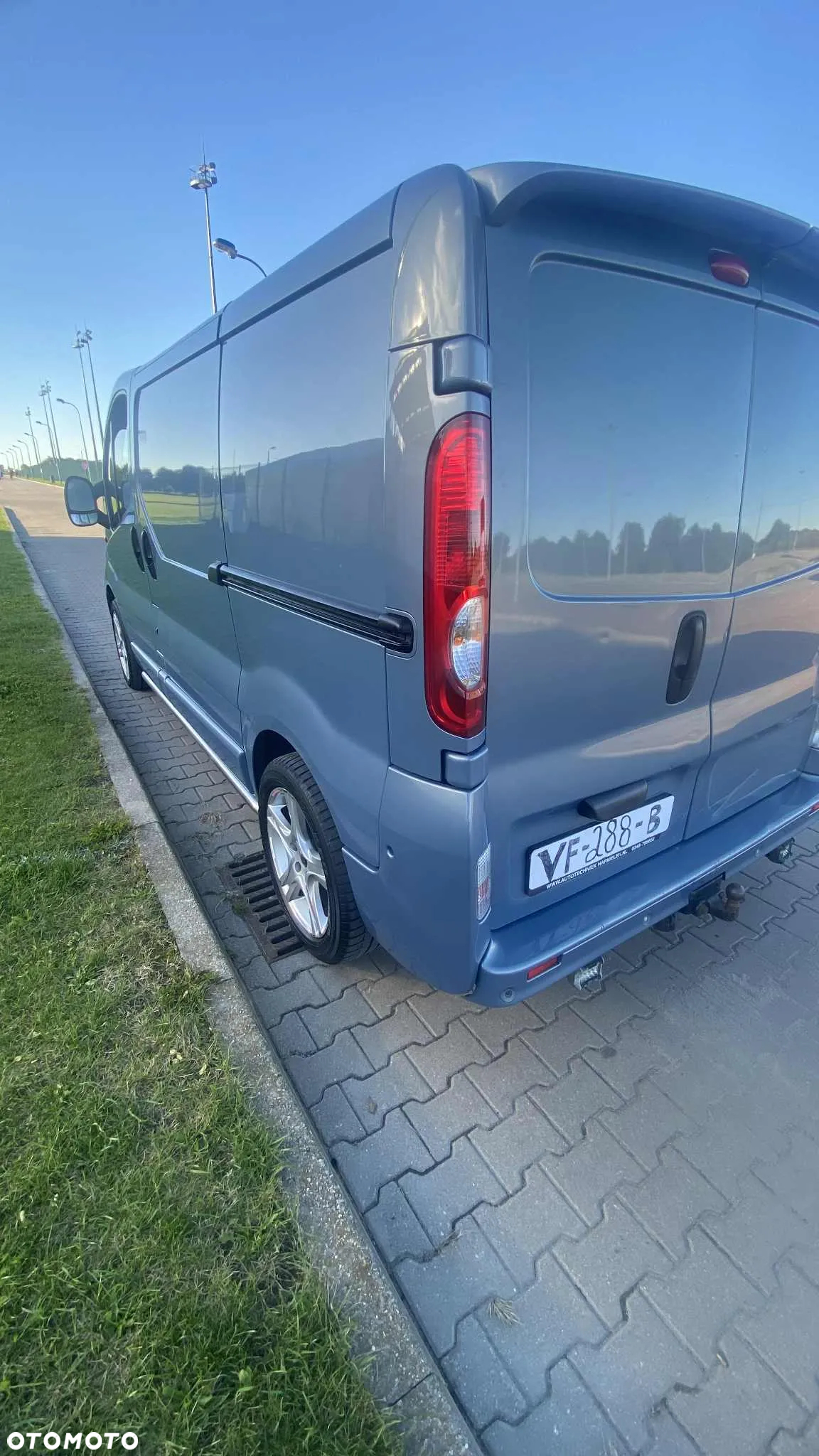 Opel Vivaro - 13