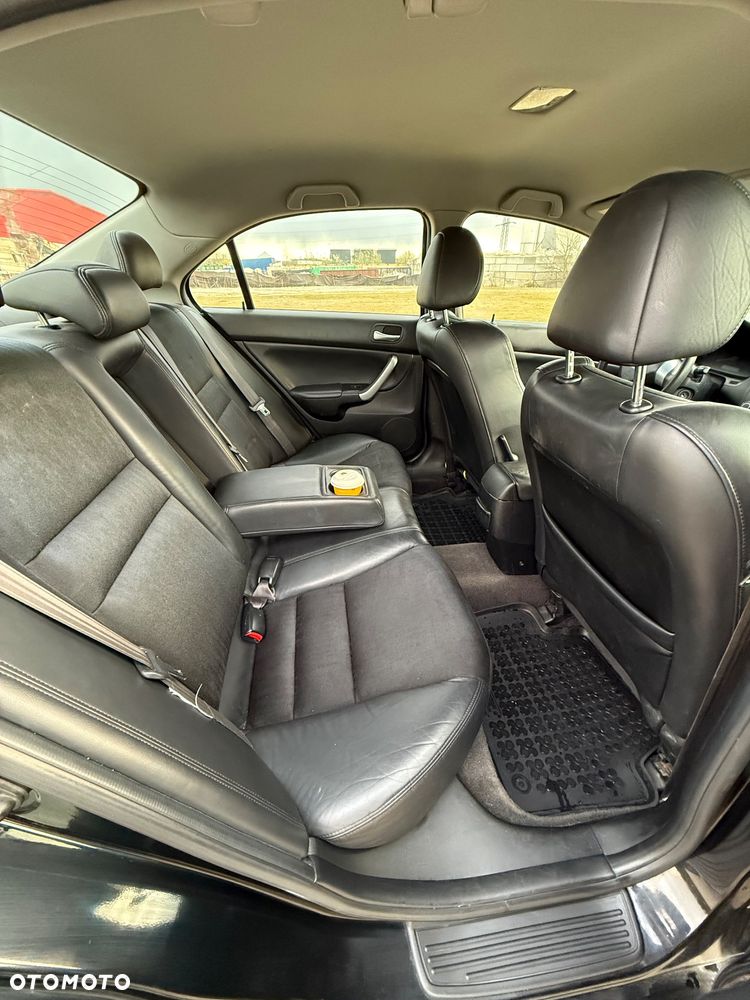 Honda Accord 2.0 Comfort - 17