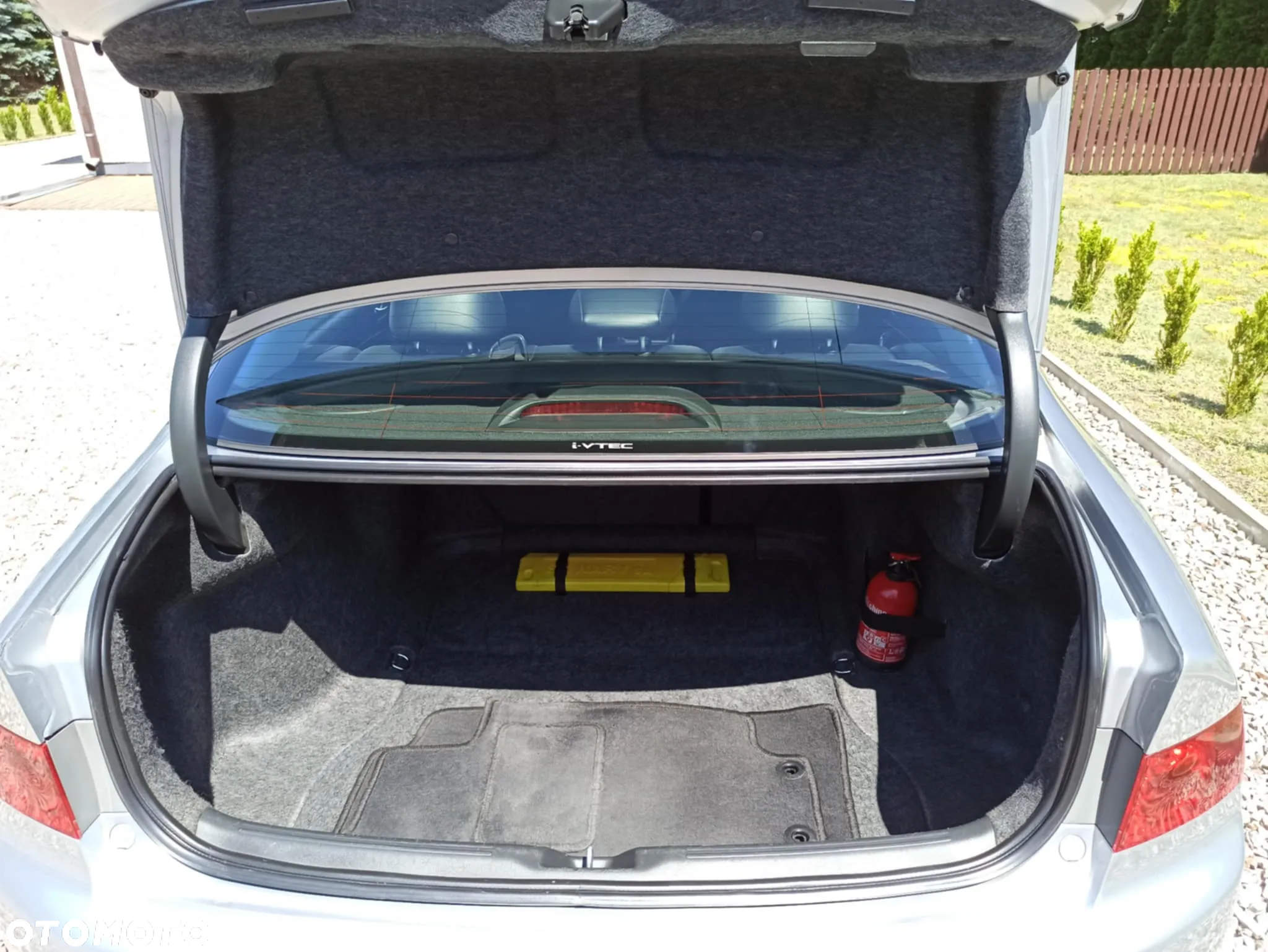 Honda Accord 2.0 Executive - 10
