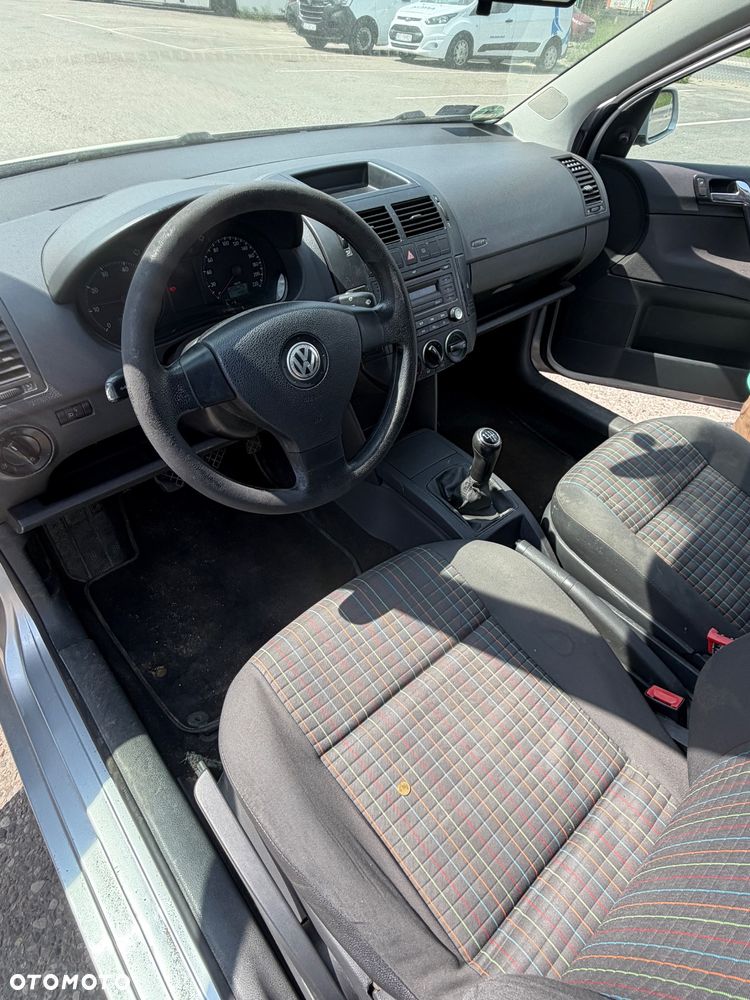 Volkswagen Polo 1.2 12V Comfortline - 11