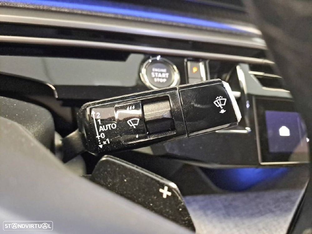 Peugeot 3008 1.2 Hybrid Allure e-DCS6 - 15