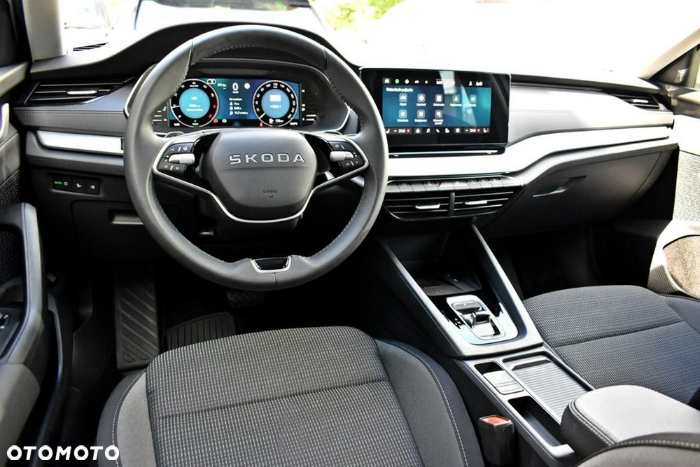 Skoda Octavia 1.5 TSI mHEV Selection DSG - 14