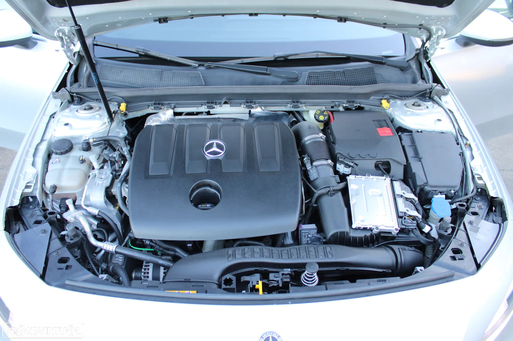Mercedes-Benz A 180 d Style Plus Aut. - 54