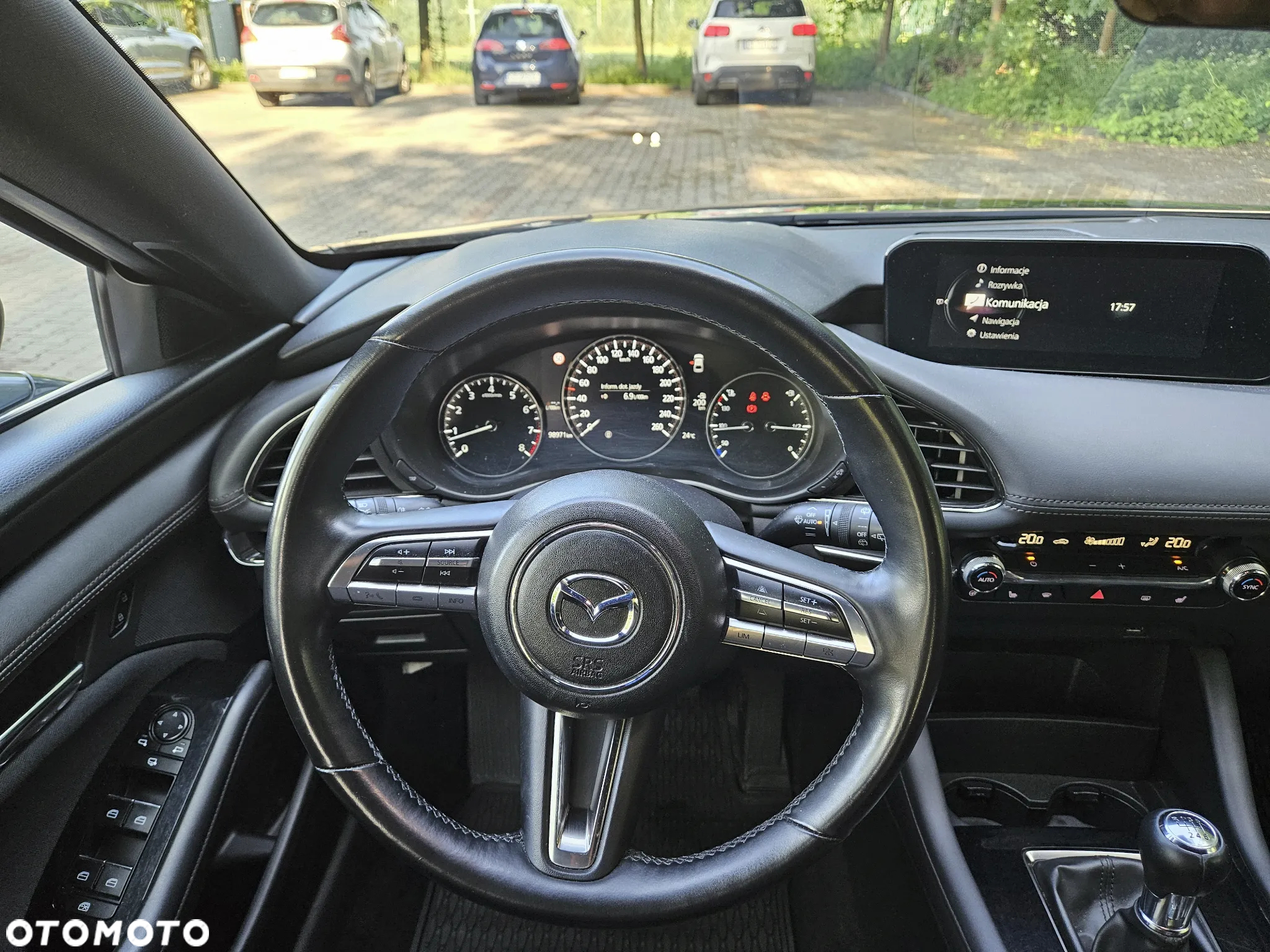 Mazda 3 SKYACTIV-G 2.0 M-Hybrid SELECTION - 11
