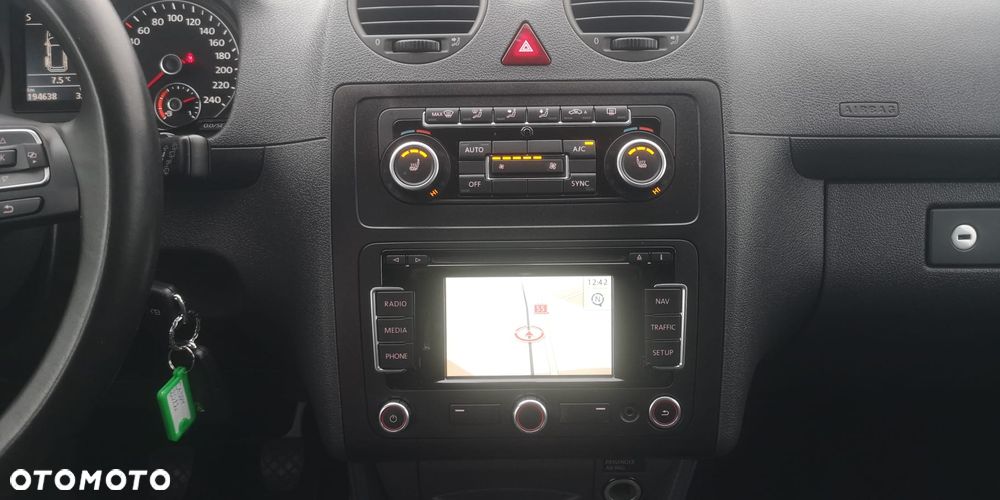 Volkswagen Caddy - 25