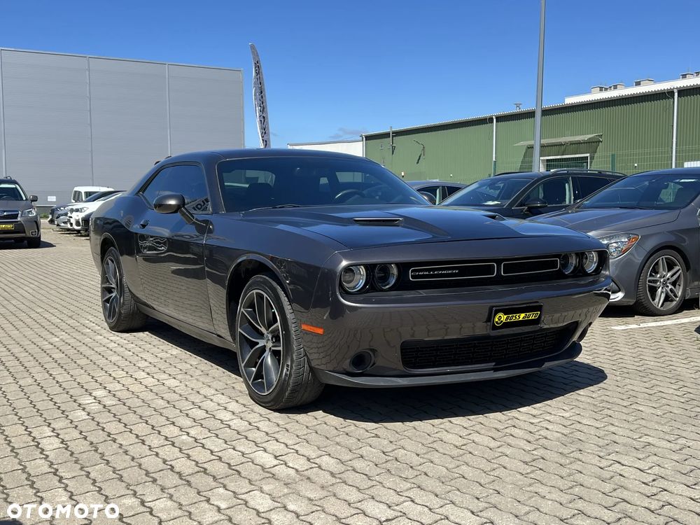 Dodge Challenger - 3