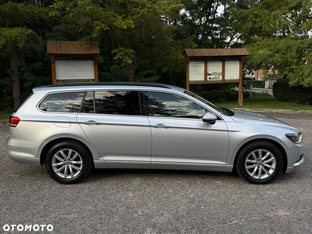 Volkswagen Passat - 27