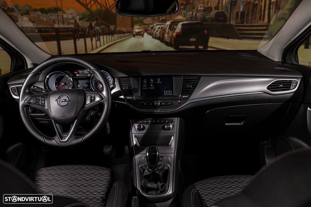 Opel Astra 1.6 CDTI Dynamic S/S - 11