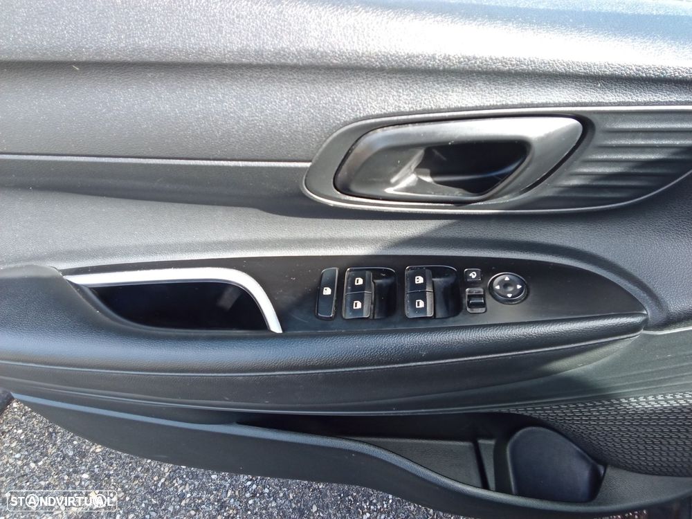 Hyundai Bayon 1.0 T-GDi Premium TT - 23