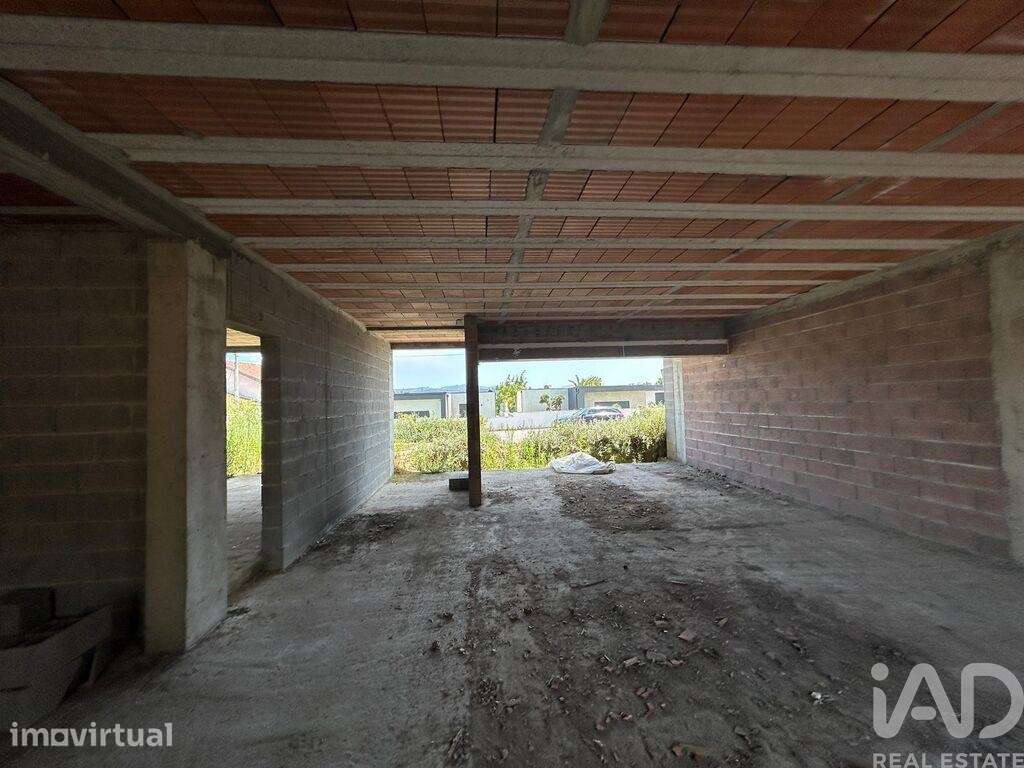 Casa / Villa T3 em Lage de 235,00 m2 - Grande imagem: 2/11