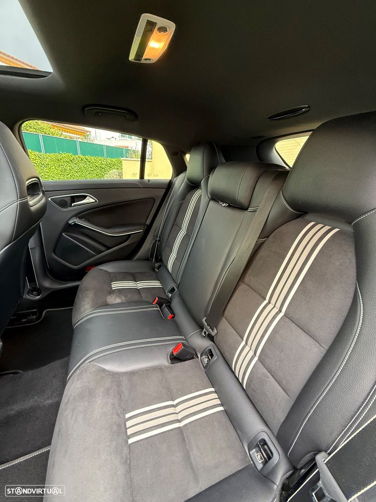 Mercedes-Benz CLA 180 d 7G-DCT AMG Line - 10