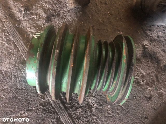 John Deere 965 975 1065 1075 - Koło Pasowe Główne Z11107 - 2