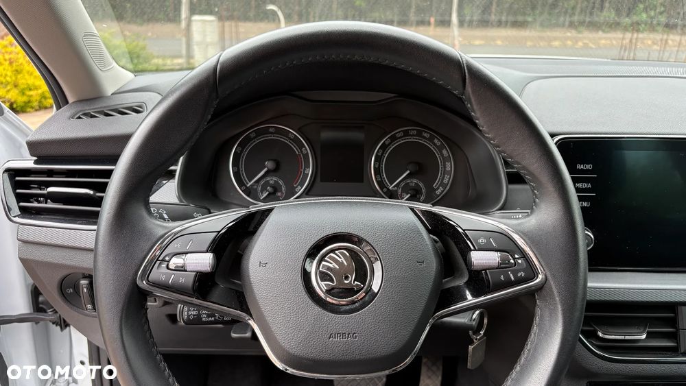 Skoda Kamiq 1.0 TSI Ambition DSG - 23