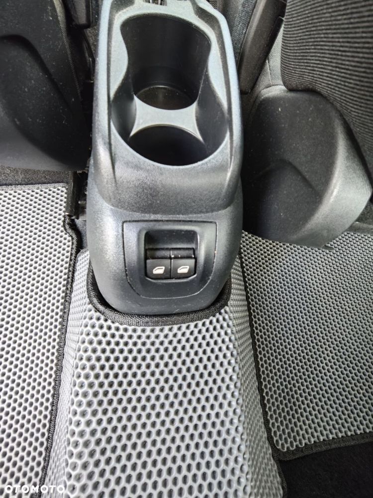 Citroën C-Elysée 1.6 BlueHDi MoreLife - 28