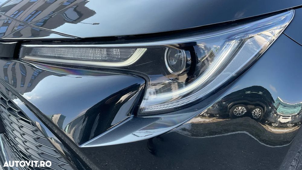 Toyota Corolla 1.8 HSD Exclusive interior Negru - 11