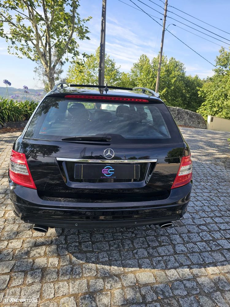 Mercedes-Benz C 32 AMG - 6