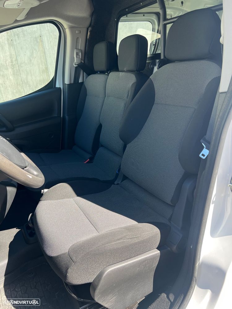Peugeot Partner premium - 11