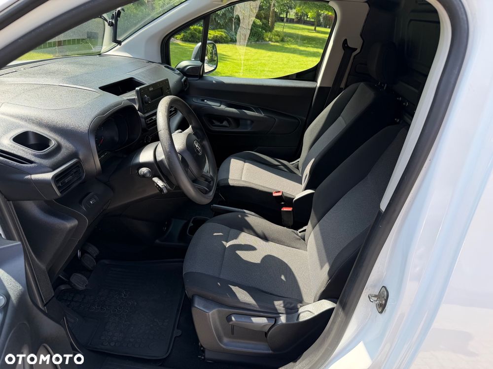 Toyota Proace city - 10