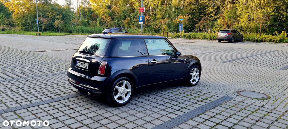MINI ONE Seven - 15