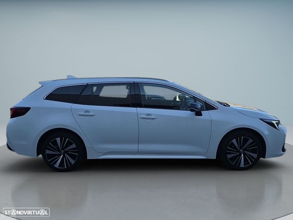 Toyota Corolla Touring Sports - 22
