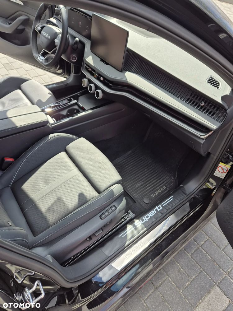 Skoda Superb 2.0 TSI Sportline DSG - 14