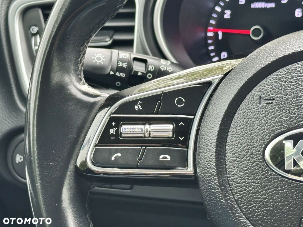 Kia Ceed 1.0 T-GDI M - 17