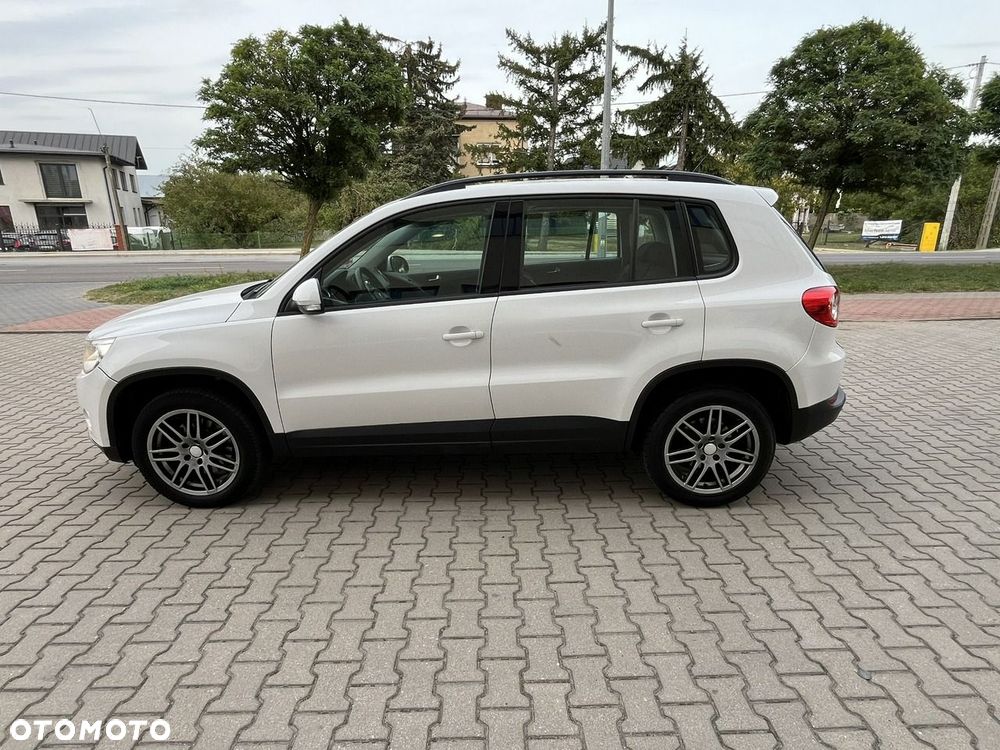 Volkswagen Tiguan - 2