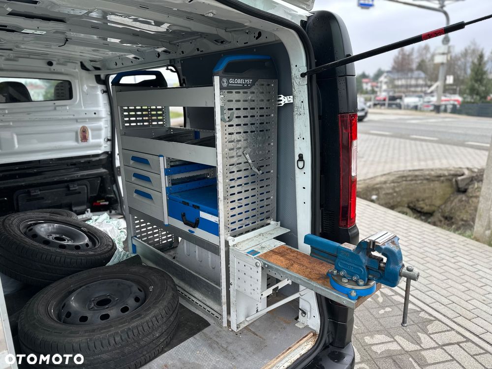 Opel Vivaro - 37