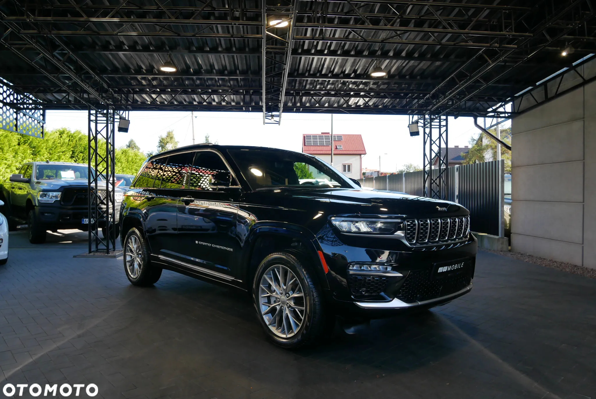 Jeep Grand Cherokee - 2