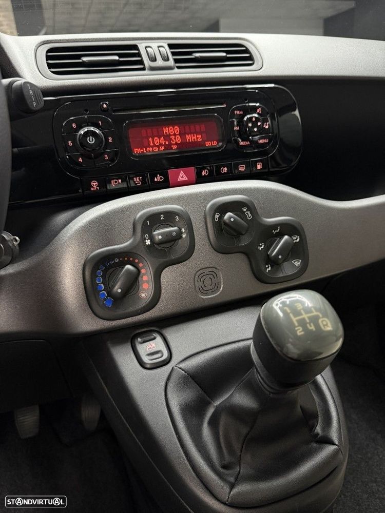 Fiat Panda 1.2 Lounge GPL - 23